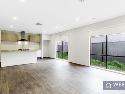 16 Pythagoras Street, Mernda