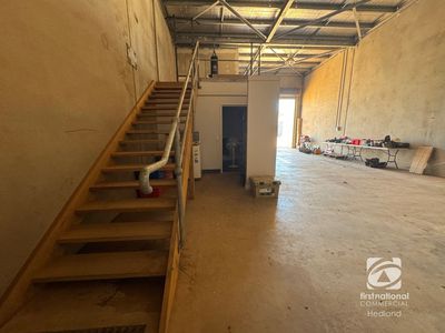 6 / 37 Steel Loop, Wedgefield