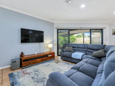 14 Gunn Crescent, Gunn
