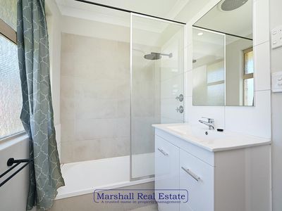 92 Balladong Loop, Carramar