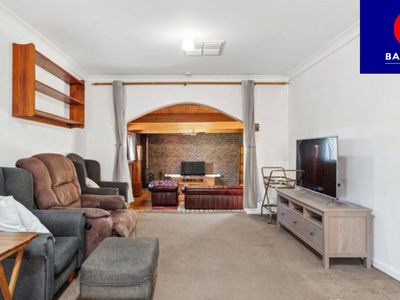 13 Parkview Rise, Hackham