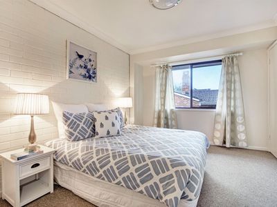 2 / 9 Niblick Avenue, Mollymook