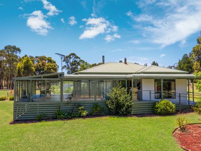 111 Doolan Crescent, Heathcote