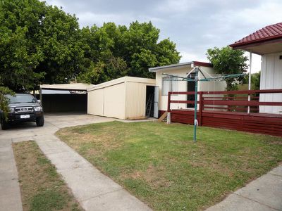 8 Sinclair Cres, Seymour