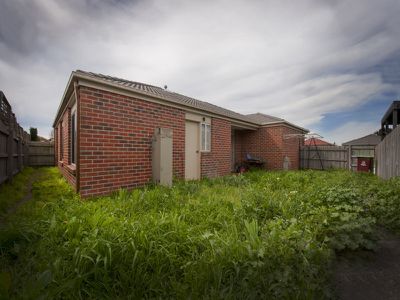 5 Linmac Court, Hampton Park