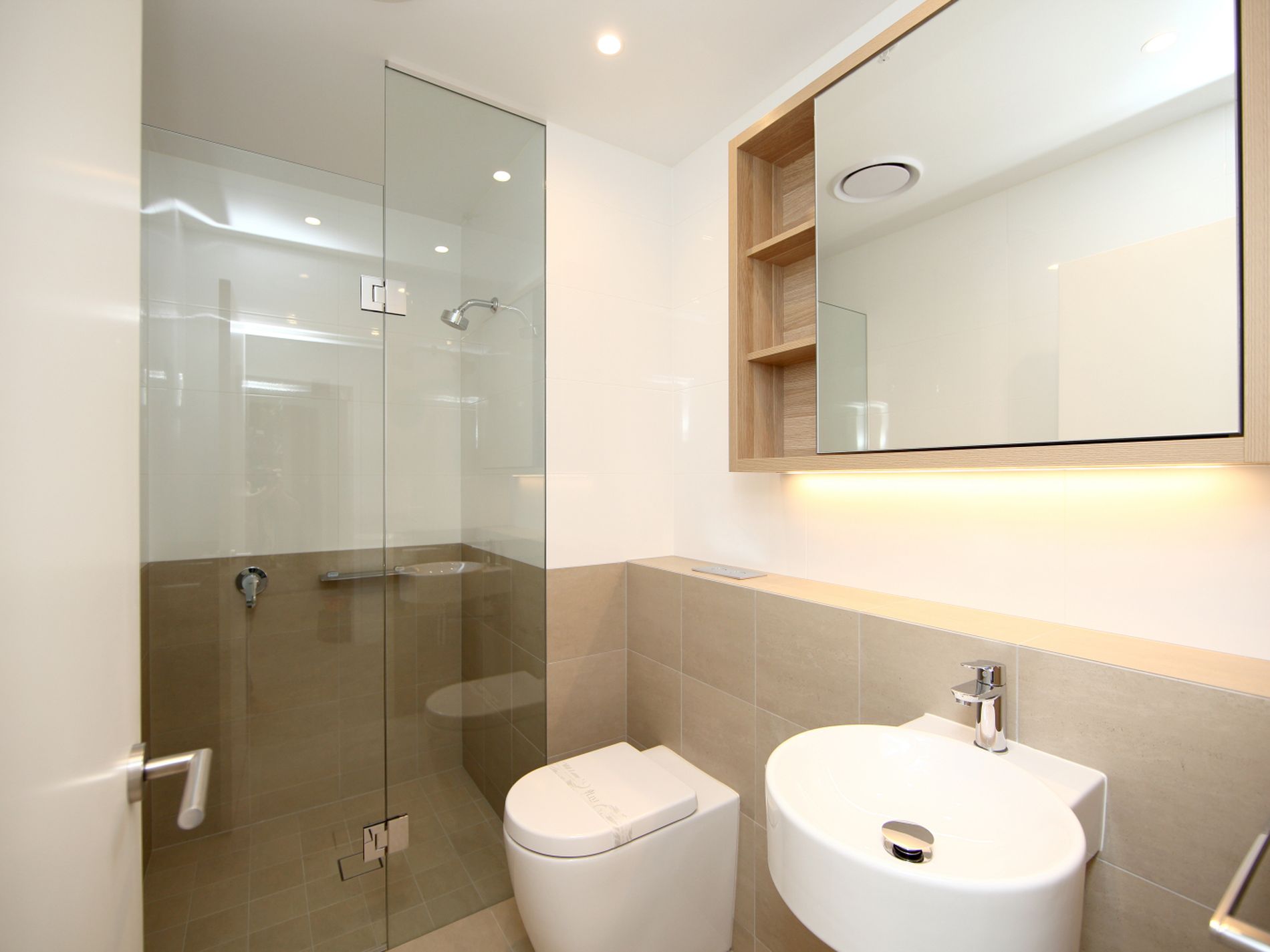 216 / 172 Ross Street, Forest Lodge