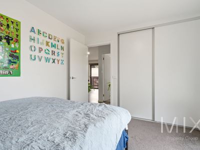 332 Gillies Road, Granton