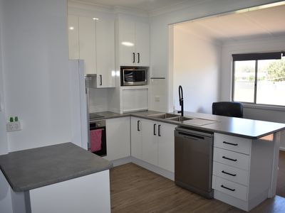 11 Cheney Road, Parkes