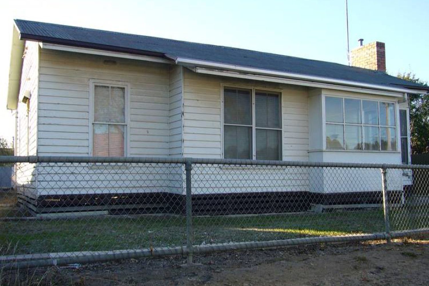 2 Phillip Street, Horsham