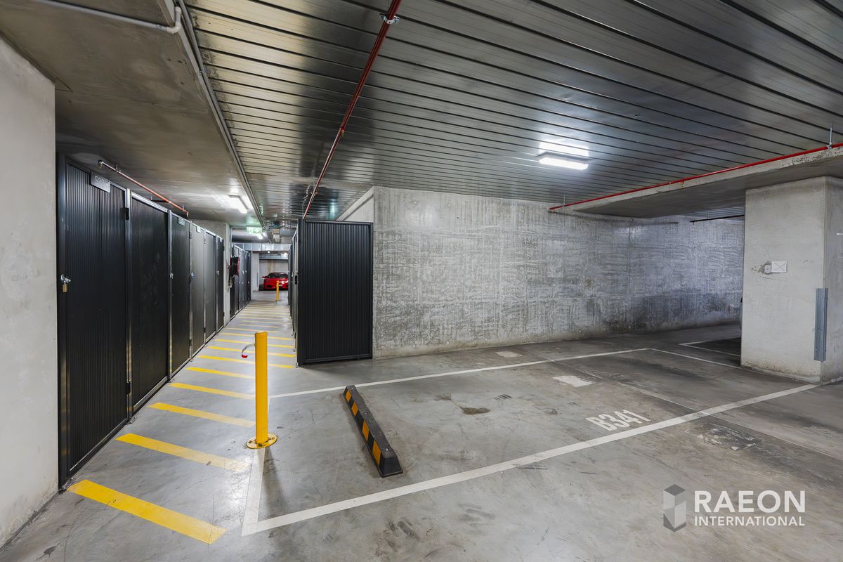 1613 / 18 Claremont St, South Yarra