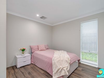 30 Seaside Avenue, Yanchep