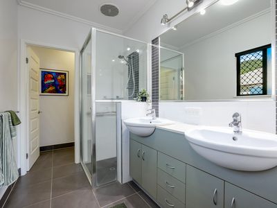 15 McBride Street, Redlynch