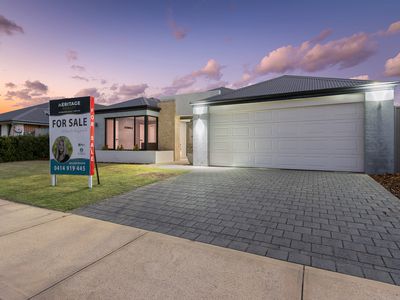 64 Hillhouse Way, Piara Waters