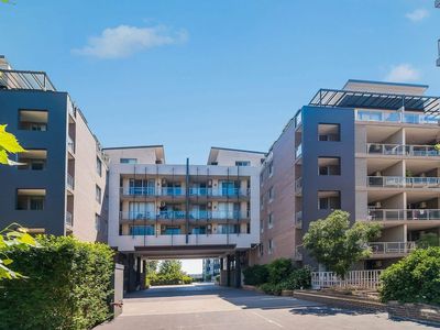 D101 / 81-86 Courallie Avenue, Homebush West