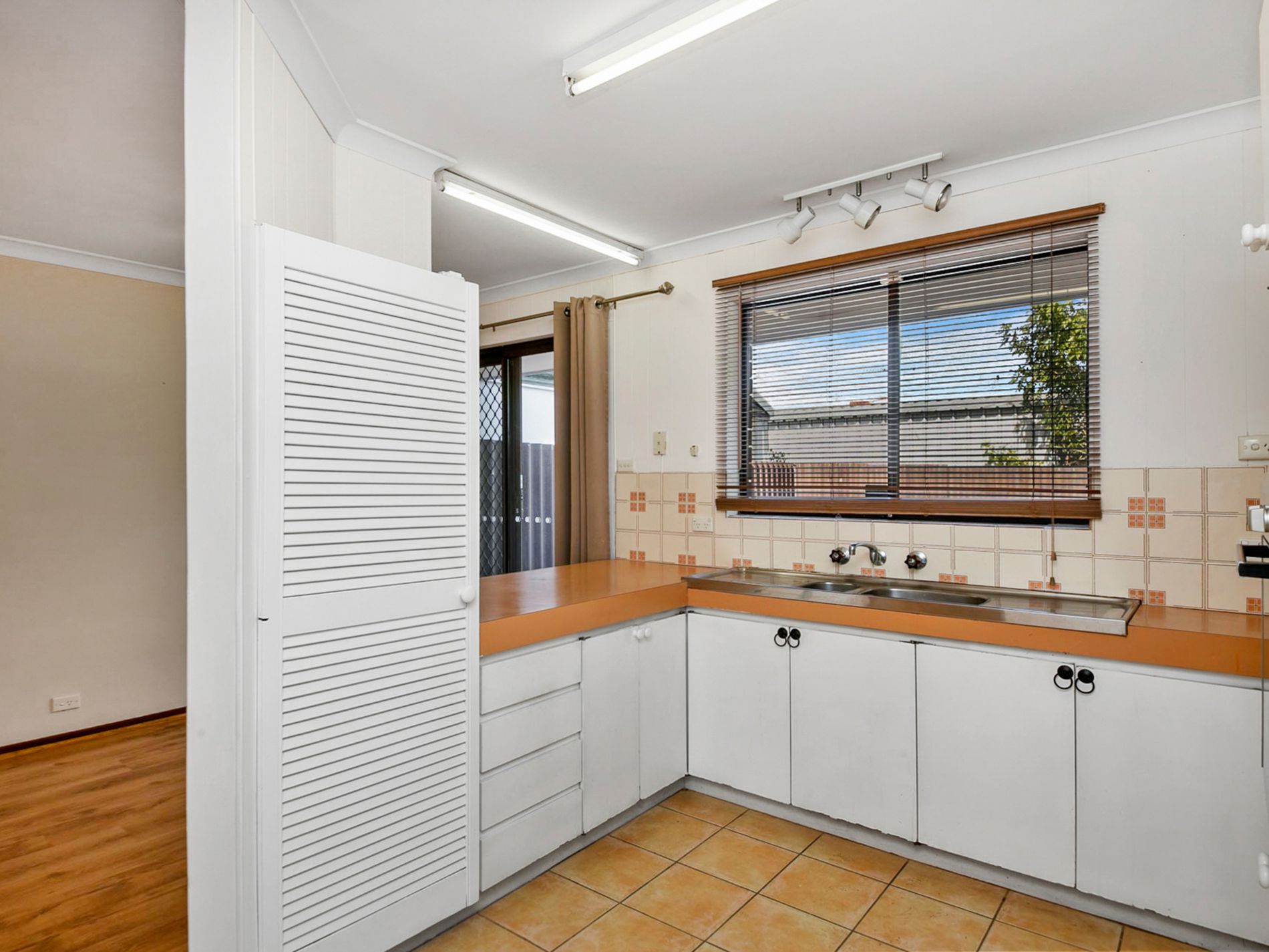 2 / 52 Endeavour Avenue, Bull Creek