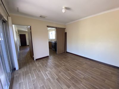 13 Scole Place, Huntingdale