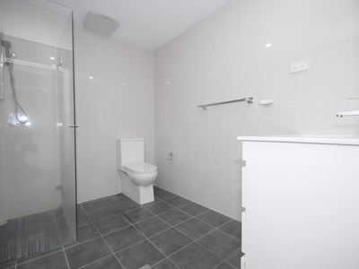 B206 / 18-22 Carlingford Road, Epping