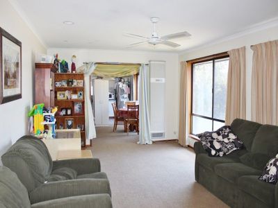 30 William Drive, Kangaroo Flat