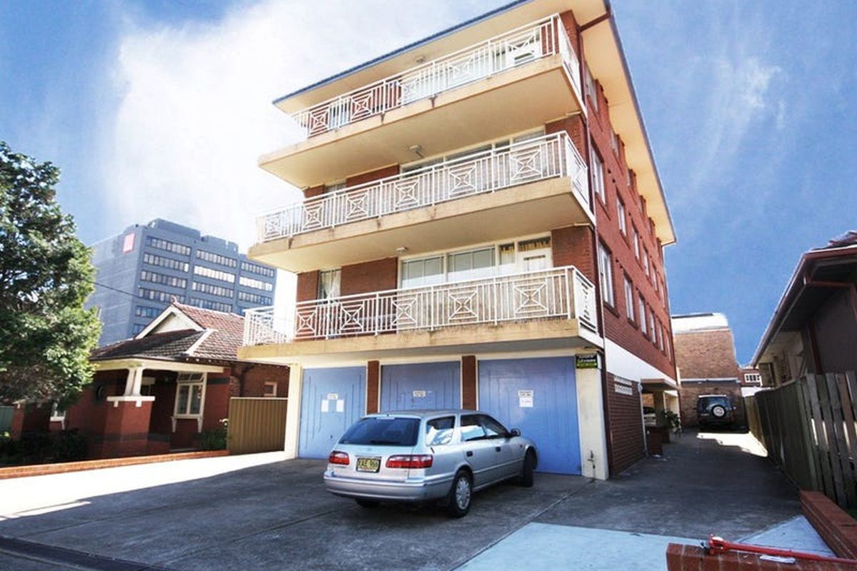 4 / 25 Lyons Street, Strathfield