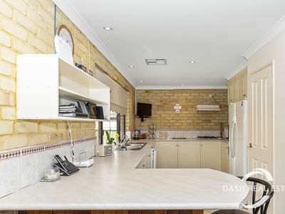 14 Resolute Way, Ocean Reef