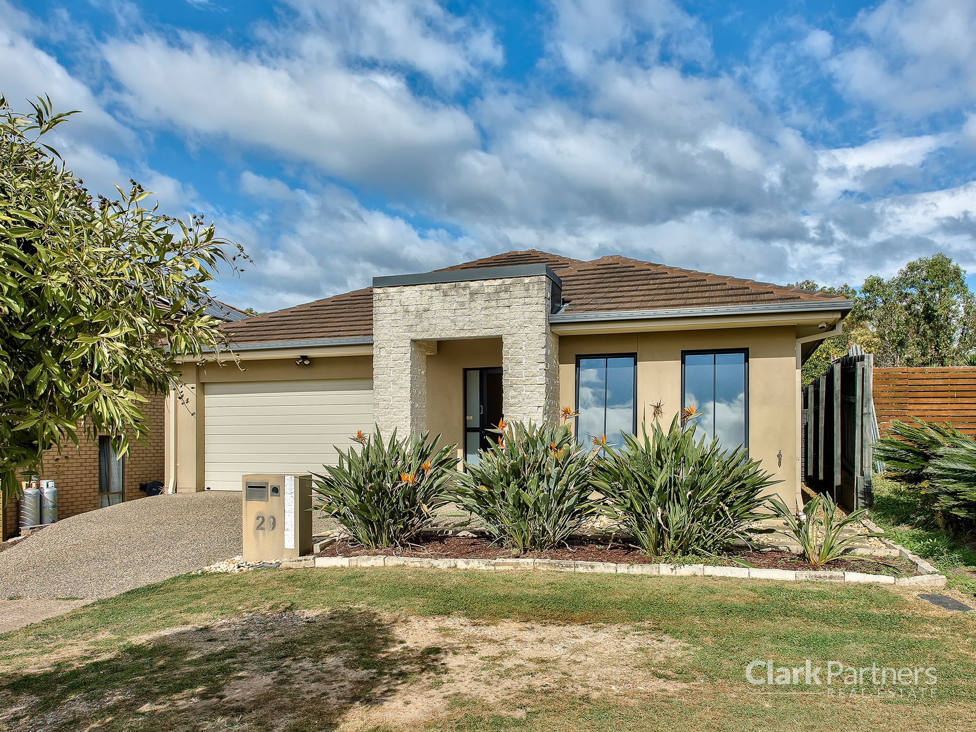 29 Hume Circuit, Warner