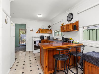 11 Neville Street, Glendale