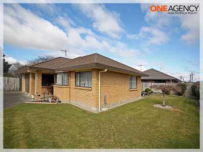93A Queen Street West, Levin