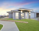 17 Coconuts Avenue, Eglinton