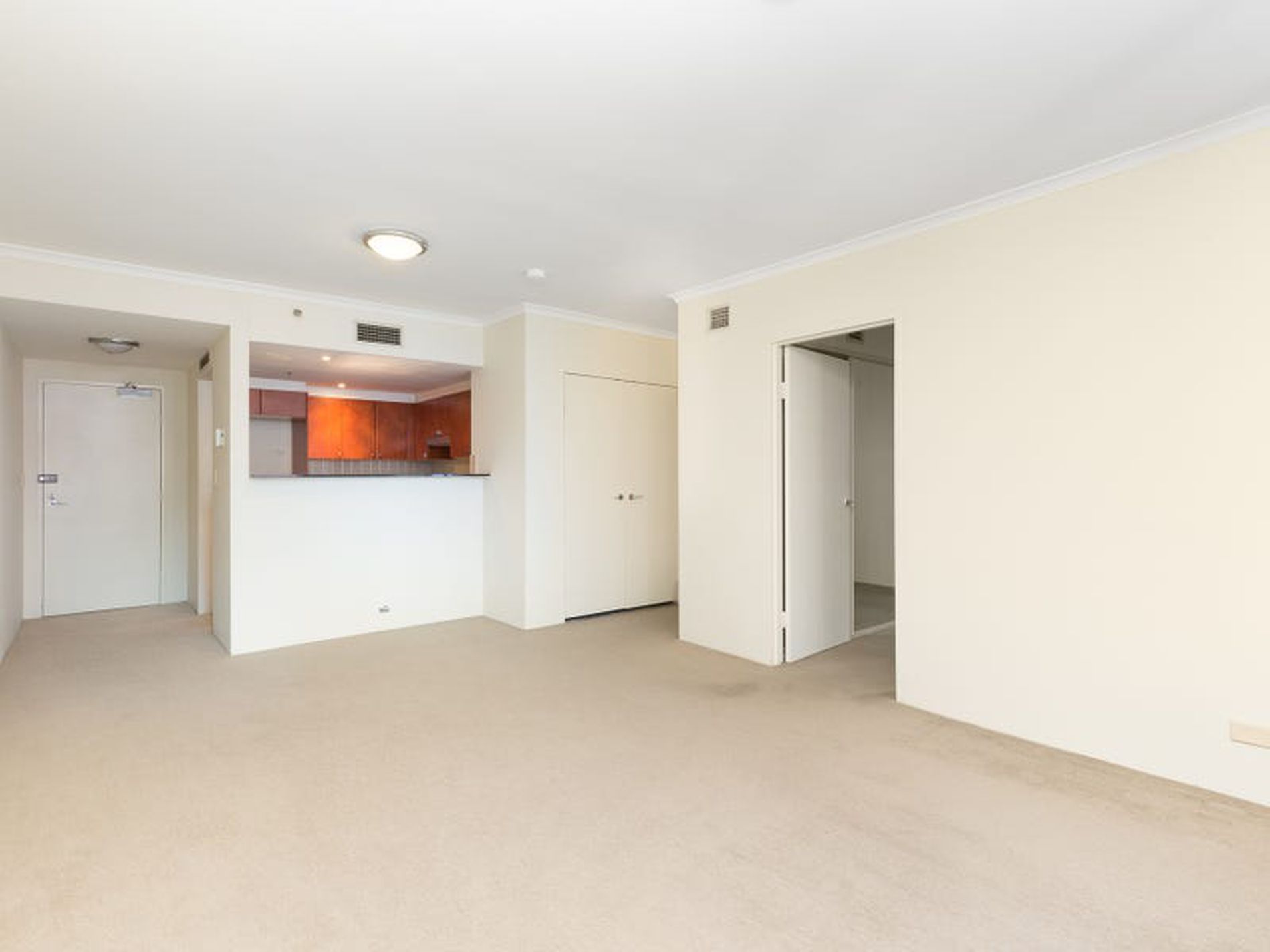 1205 / 1 Hosking Place, Sydney