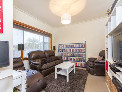 37 Beare Avenue, Netley