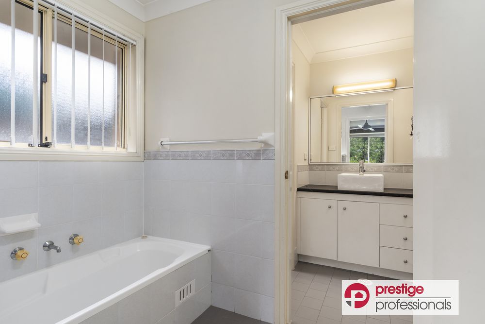 16 Tomago Court, Wattle Grove