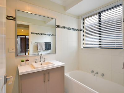 5 Nganka Way, Hannans