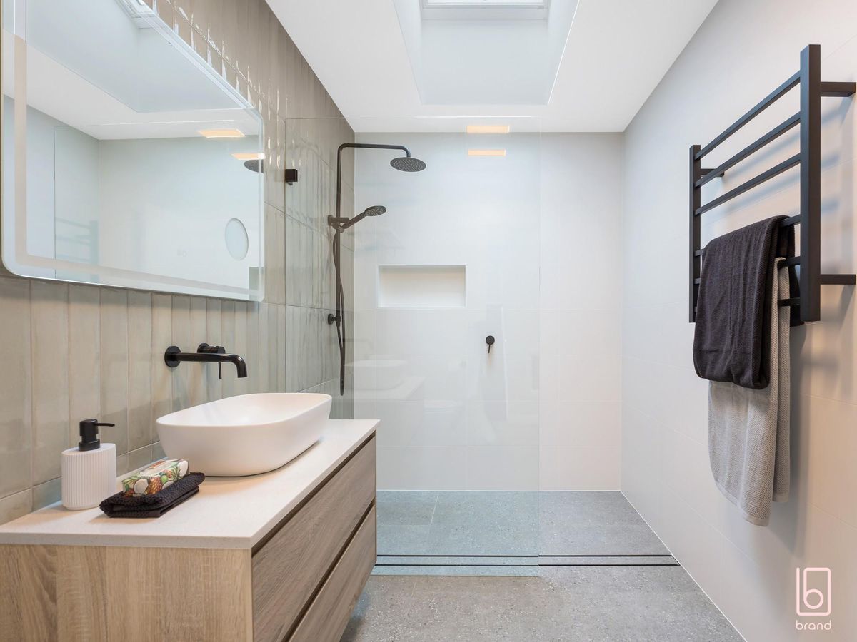 28 Nicholson Crescent, Toukley