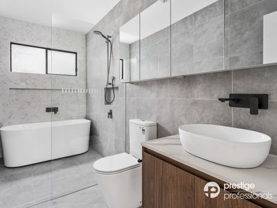 8 / 142-144 Nuwarra Road, Moorebank