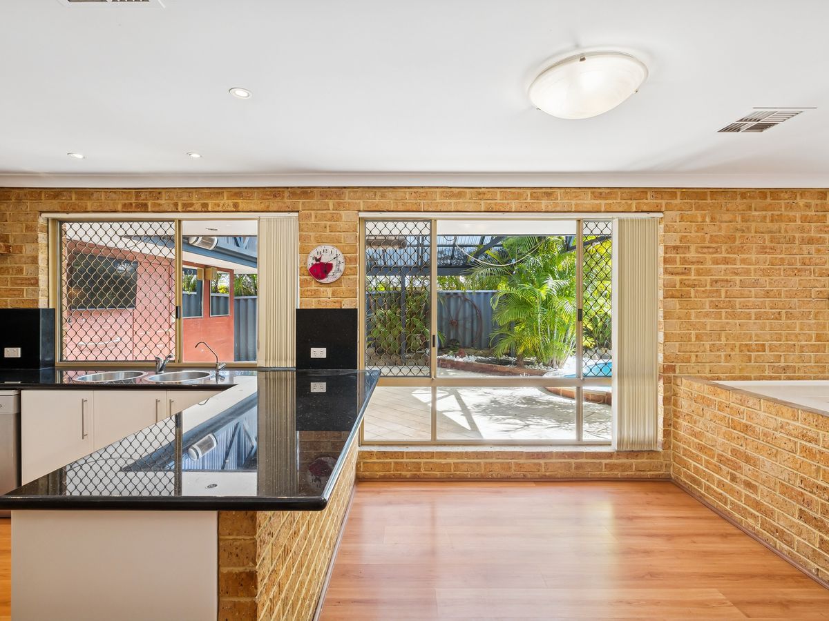 56 Camarino Drive, Woodvale