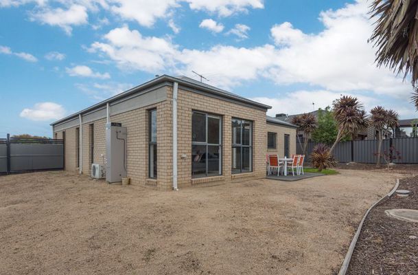 19 Hartow Street, Craigieburn