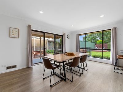 12 Ellen Way, Sale