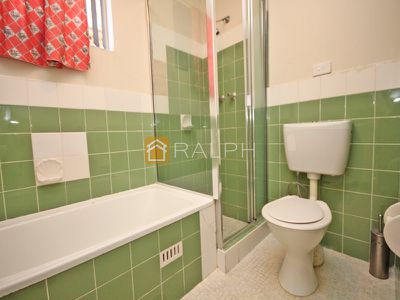 2 / 123 Sproule Street, Lakemba