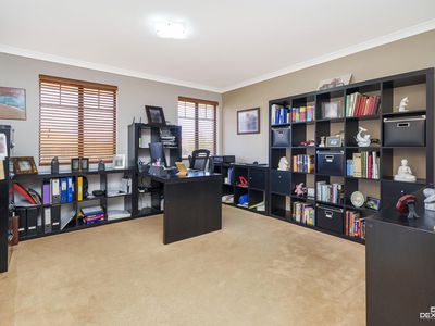 39 Haslingfield Way, Butler