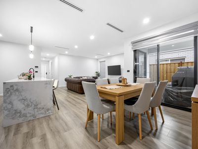 43 Pickering Crescent, Lara