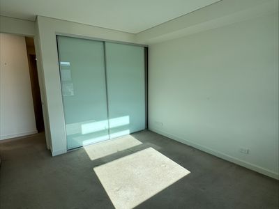 501 / 3 Grand Court, Fairy Meadow
