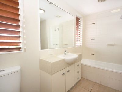 12 / 16-18 Smith Street, Cairns North