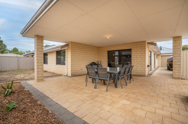 10 Pavonia Parade, Baldivis