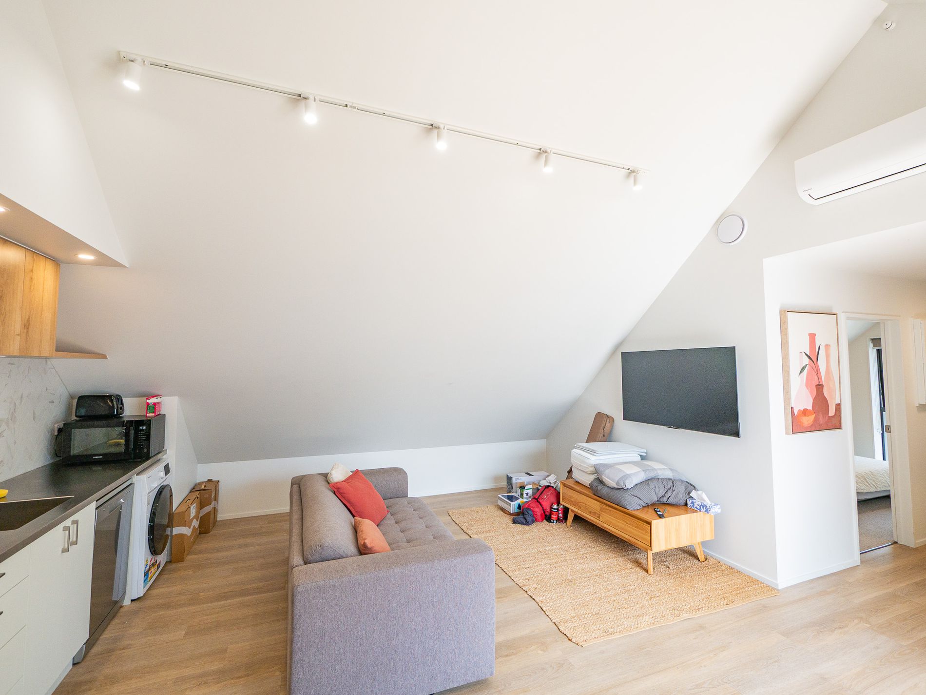 241 Castle Street, City Centre