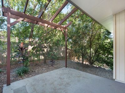 17 / 8 Lackeen Street, Everton Park