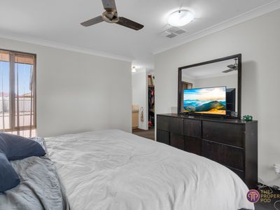 33 Redheart Drive, Thornlie