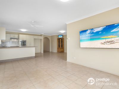 23 Somercotes Court, Wattle Grove