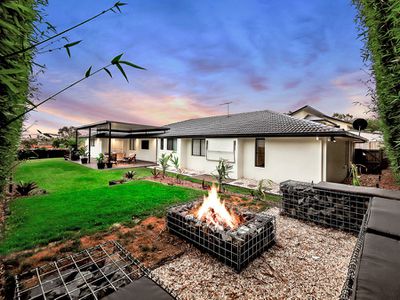 9 Baychester Place, Wakerley