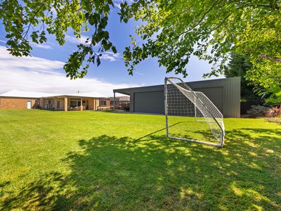 2 Brolga Place, Sale