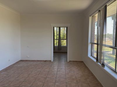 40 Clementson Drive, Rossmore